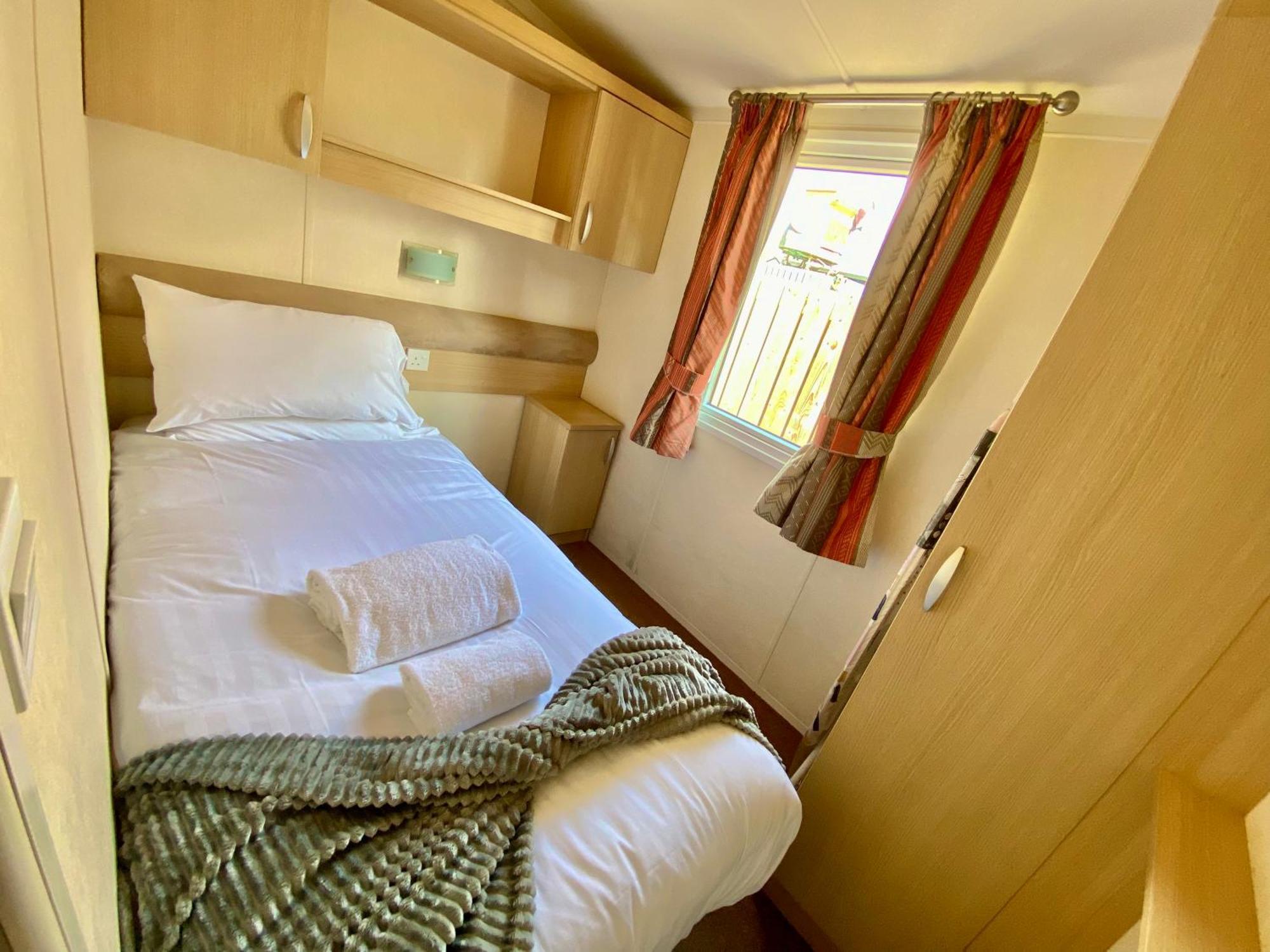 Elletson Park Wood Fired Hot Tubs, Caravans & Pods Pilling Exteriér fotografie