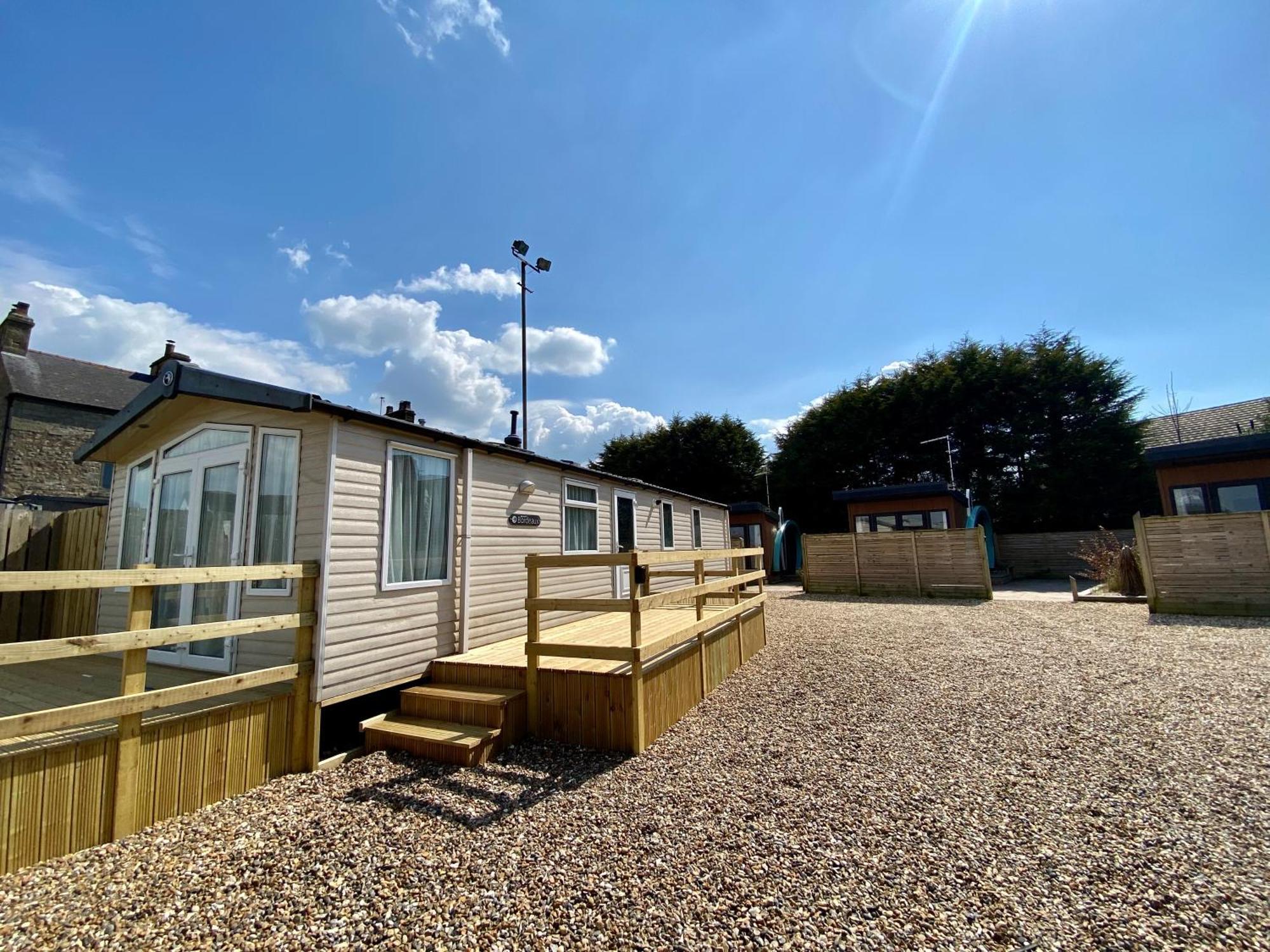 Elletson Park Wood Fired Hot Tubs, Caravans & Pods Pilling Exteriér fotografie